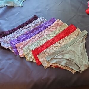 La Senza Purple and Red Lace Trim Panties Set